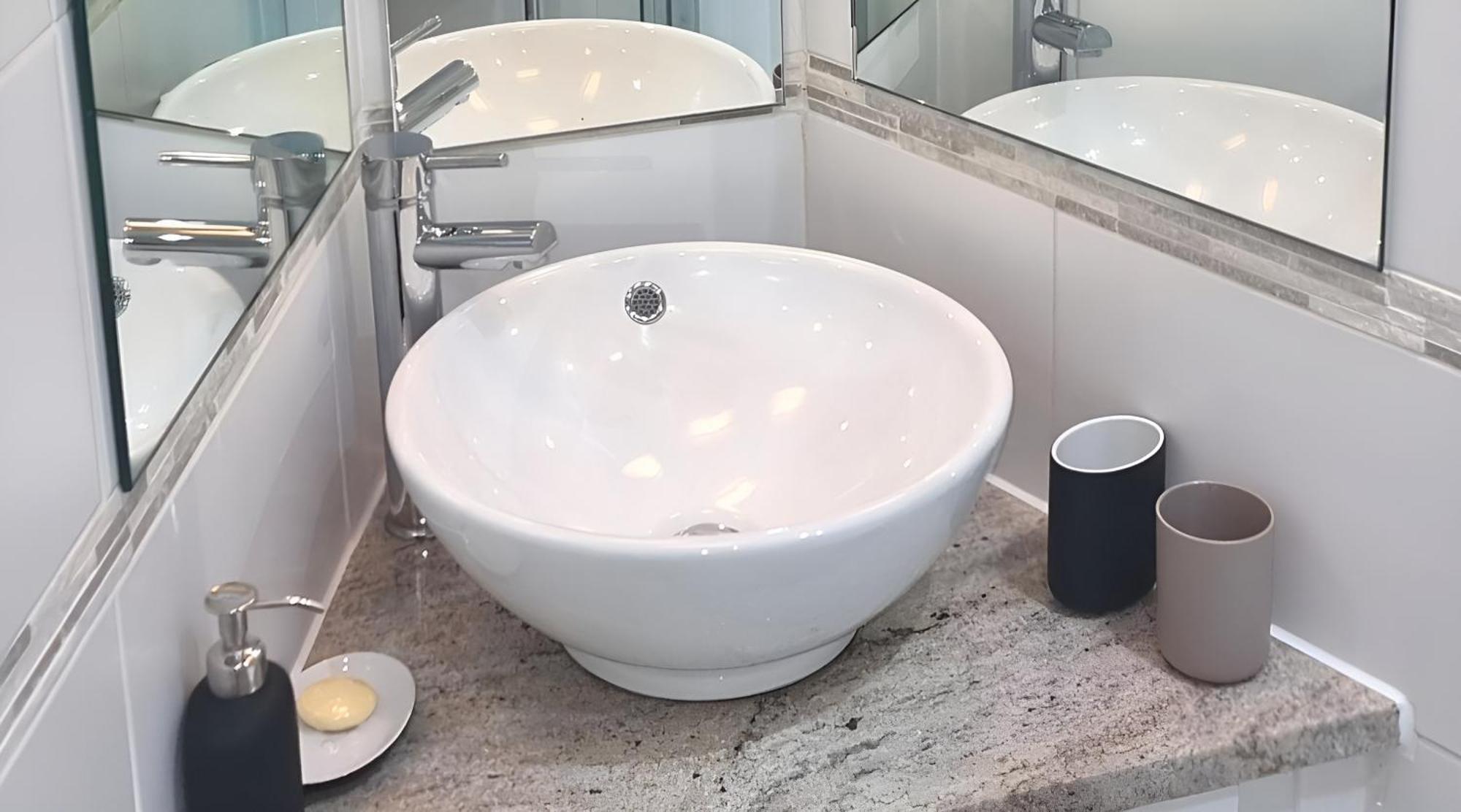 Blue Waters Lodge Пейнтон Экстерьер фото
